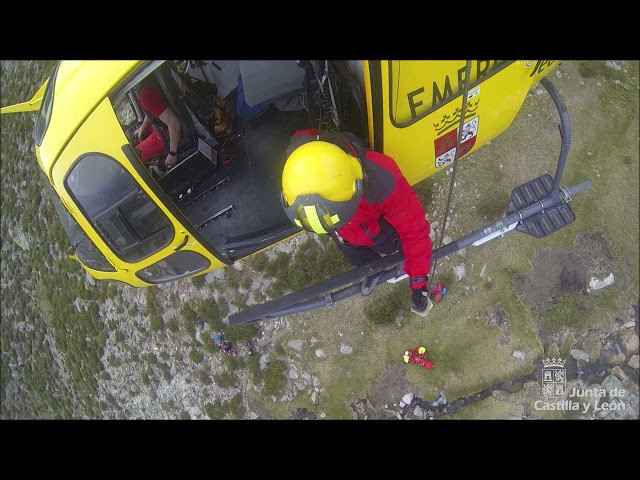 28/03/2021 - Rescatados dos senderistas en la Pradera de la Serradilla (Ávila)