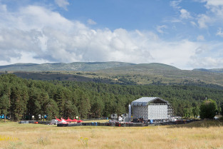 1024px Músicos en la naturaleza 2013   01