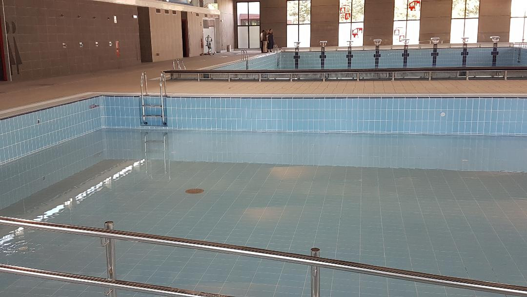 PiscinaCubiertaLlenado0823